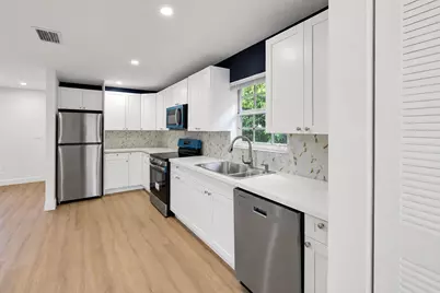 105 NW 5th Avenue, Homestead, FL 33030 - Photo 10