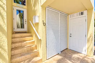 884 SE 19th Ave, Deerfield Beach, FL 33441 - Photo 6