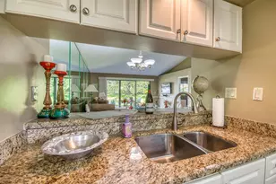 208 Club Dr, Palm Beach Gardens, FL 33418 - Photo 14