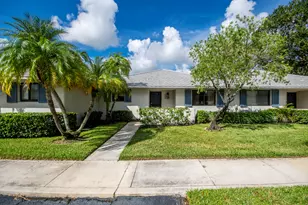 208 Club Dr, Palm Beach Gardens, FL 33418 - Photo 24
