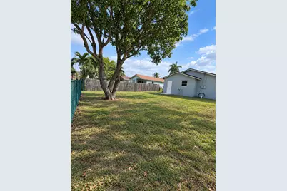 802 SW 5th Avenue, Delray Beach, FL 33444 - Photo 8