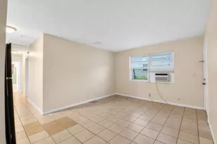 633 10th St, West Palm Beach, FL 33401 - Photo 2