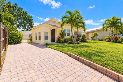 830 Valley Forge Road, West Palm Beach, FL 33405 - Photo 2