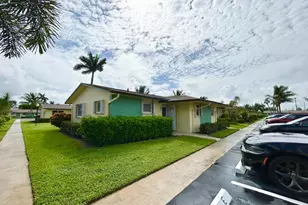 2915 Crosley Dr W, West Palm Beach, FL 33415 - Photo 30