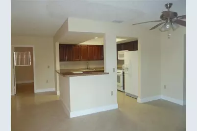 9616 NW 26th Place, Sunrise, FL 33322 - Photo 4