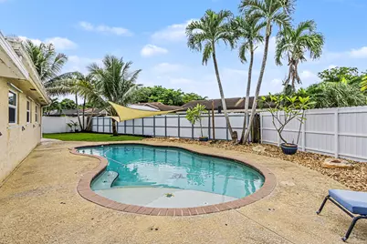 10150 NW 22nd Court, Pembroke Pines, FL 33026 - Photo 60