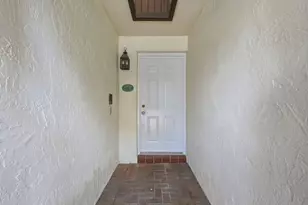 6756 Tiburon Dr, Boca Raton, FL 33433 - Photo 4