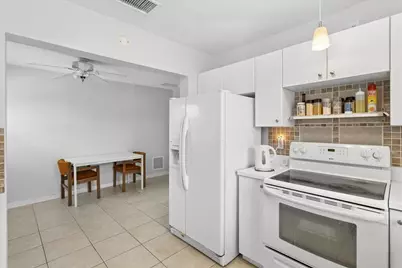 411 NW 52nd Street, Oakland Park, FL 33309 - Photo 8