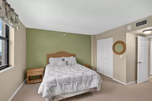 3400 N Ocean Dr, Singer Island, FL 33404 - Photo 28