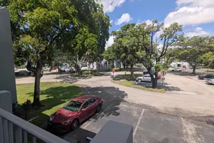 8321 Sands Point Blvd, Tamarac, FL 33321 - Photo 24