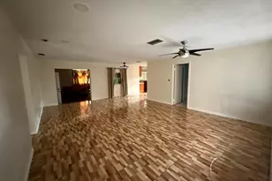 8849 W Long Acre Dr, Miramar, FL 33025 - Photo 4