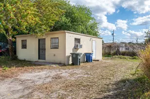 2516 Ave L, Fort Pierce, FL 34947 - Photo 1