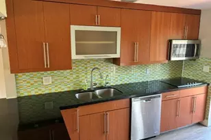 1715 NE 60th St, Fort Lauderdale, FL 33334 - Photo 4