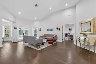 10738 Santa Rosa Dr, Boca Raton, FL 33498 - Photo 8