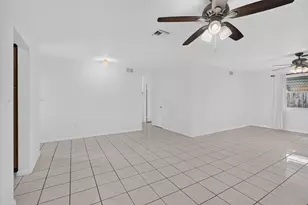 167 NW 49th Ave, Plantation, FL 33317 - Photo 6