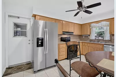 167 NW 49th Avenue, Plantation, FL 33317 - Photo 14