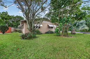 167 NW 49th Ave, Plantation, FL 33317 - Photo 2