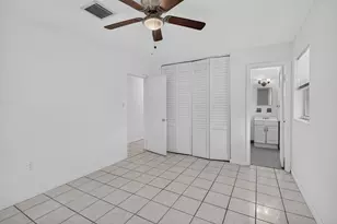 167 NW 49th Ave, Plantation, FL 33317 - Photo 18