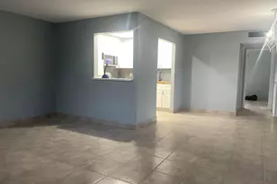 370 Saxony H, Delray Beach, FL 33446 - Photo 4
