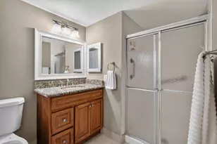 2 Stratford Dr E, Boynton Beach, FL 33436 - Photo 6