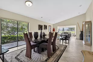 2 Stratford Dr E, Boynton Beach, FL 33436 - Photo 18