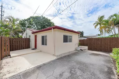 1645 NE 16th Avenue, Fort Lauderdale, FL 33305 - Photo 4