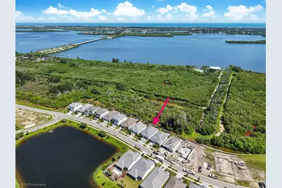 8442 Pequod Avenue, Vero Beach, FL 32967 - Photo 4