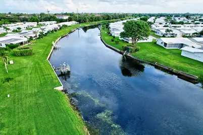 910 SW 7th Avenue, Boynton Beach, FL 33426 - Photo 22