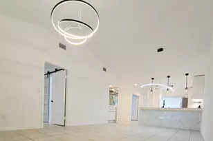 5151 W Club Cir, Boca Raton, FL 33487 - Photo 8