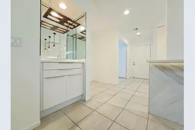 5151 W Club Circle #202, Boca Raton, FL 33487 - Photo 6
