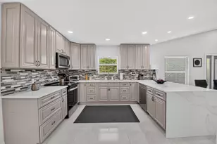 9767 Erica Ct, Boca Raton, FL 33496 - Photo 6