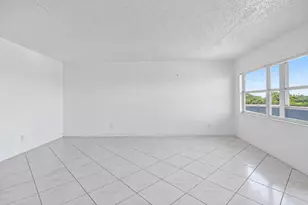 4025 Swansea B, Deerfield Beach, FL 33442 - Photo 10