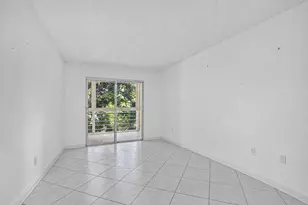 4025 Swansea B, Deerfield Beach, FL 33442 - Photo 30