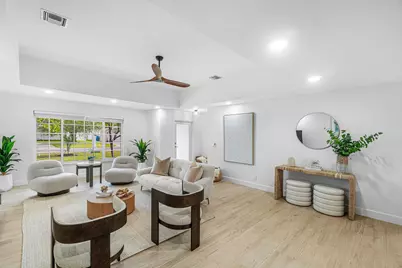 718 SW 27th Place, Boynton Beach, FL 33435 - Photo 4