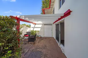 220 NW 42nd St, Oakland Park, FL 33309 - Photo 22