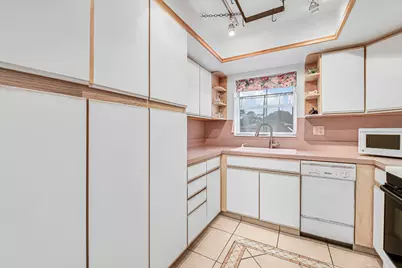2857 W Ashley Drive W #A, West Palm Beach, FL 33415 - Photo 10