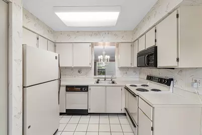 7286 Huntington Lane #108, Delray Beach, FL 33446 - Photo 10