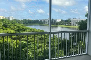 2940 N Course Dr, Pompano Beach, FL 33069 - Photo 38