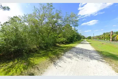 260 S Olivo Street, Clewiston, FL 33440 - Photo 1