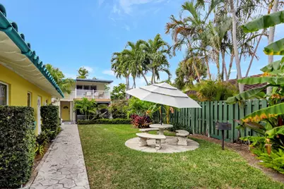 305 Hibiscus Avenue, Pompano Beach, FL 33062 - Photo 26