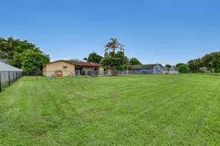 110 Meadowlark Dr, Royal Palm Beach, FL 33411 - Photo 46