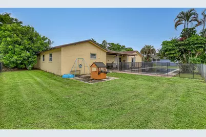 110 Meadowlark Drive, Royal Palm Beach, FL 33411 - Photo 44