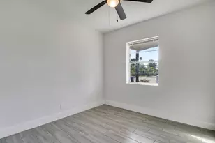 400 W 15th St, Riviera Beach, FL 33404 - Photo 16