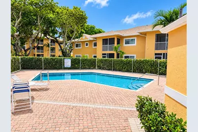 401 SE 10th Street #B201, Dania Beach, FL 33004 - Photo 2