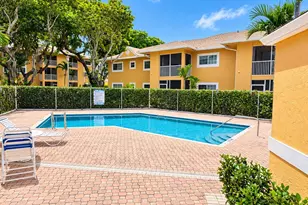 401 SE 10th St, Dania Beach, FL 33004 - Photo 2