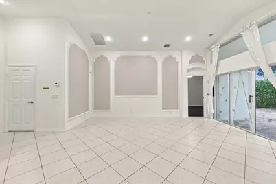 9576 Taormina Street, Lake Worth, FL 33467 - Photo 8