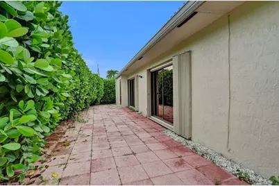 2001 Maplewood Drive, Coral Springs, FL 33071 - Photo 50