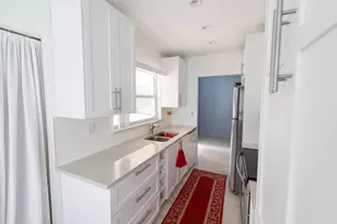 11030 NW 27th St, Sunrise, FL 33322 - Photo 4
