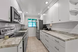 665 High Point Dr, Delray Beach, FL 33445 - Photo 6