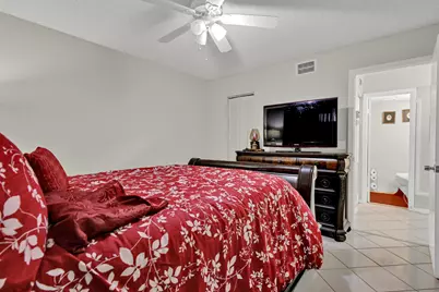 7843 Willow Spring Drive #615, Lake Worth, FL 33467 - Photo 18